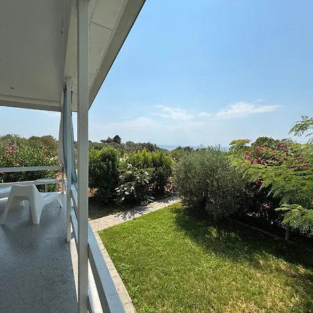 Vakantiehuis Modern Summer House Popi Palioura