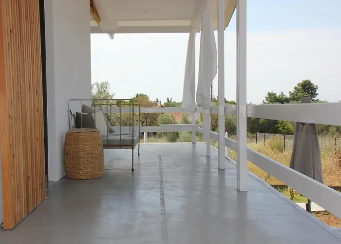 Modern Summer House Popi Vakantiehuis *